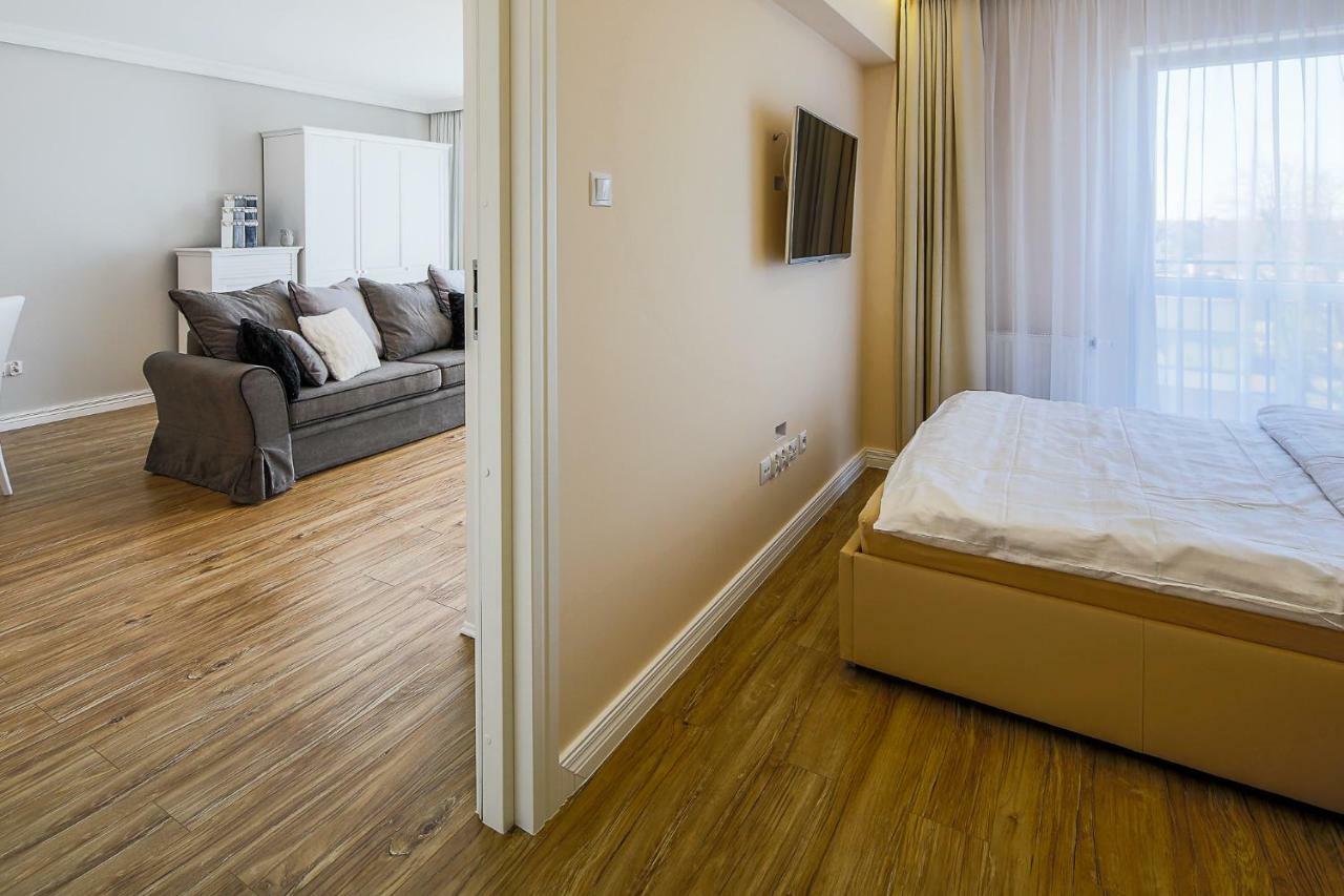Apartament Paryski Miedzyzdroje Exterior foto